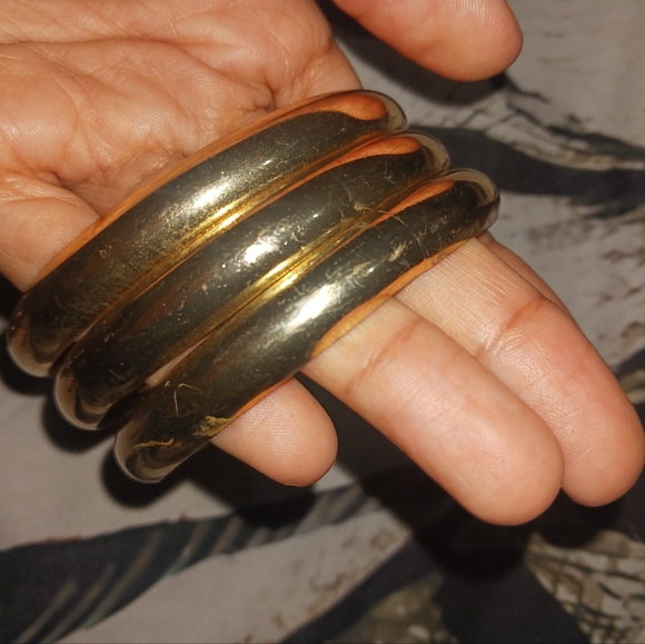 Bundle of Women Gold Fashion Jewerly - Picture 10 of 12